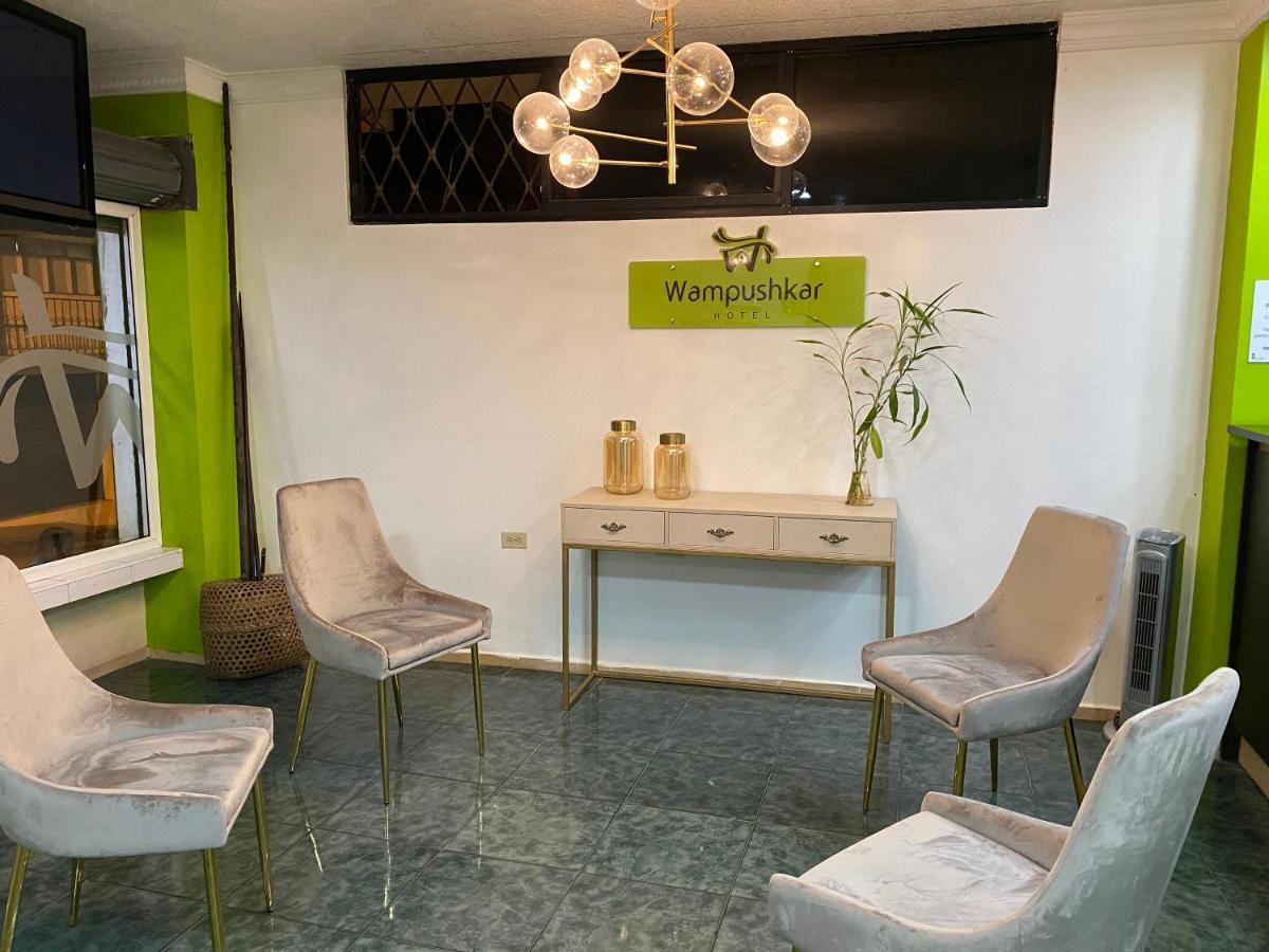 Hotel Wampushkar Zamora 外观 照片