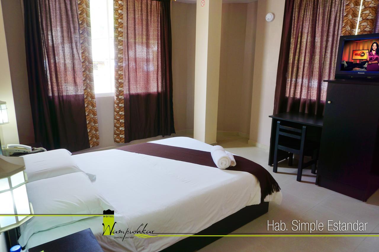 Hotel Wampushkar Zamora 外观 照片